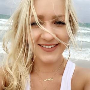 Meet your Posher, Gretchen